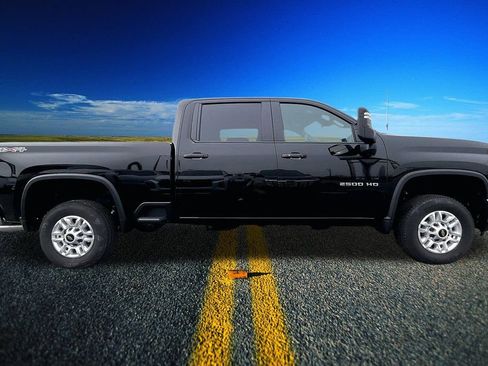 New 2025 Chevrolet Silverado 2500 LT w/ Safety Package image 19