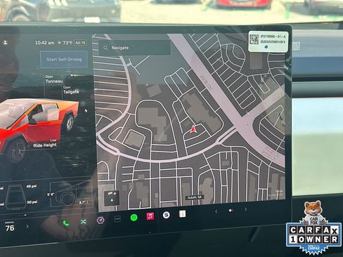 Used 2024 Tesla Cybertruck AWD Crew Cab image 27