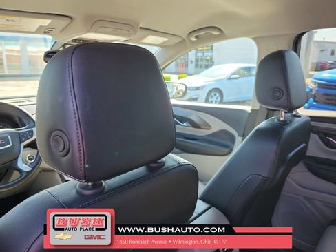 Used 2024 GMC Terrain SLT FWD image 15