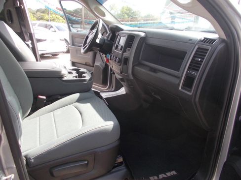 Used 2019 RAM 1500 Tradesman w/ Popular Equipment Group AWD/4WD image 9