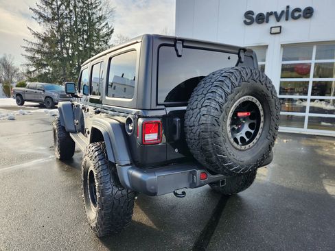 Used 2019 Jeep Wrangler Unlimited Sport S image 10