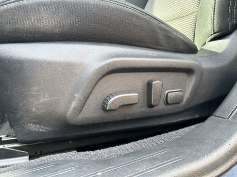 Used 2017 Subaru Outback 2.5i Premium image 30