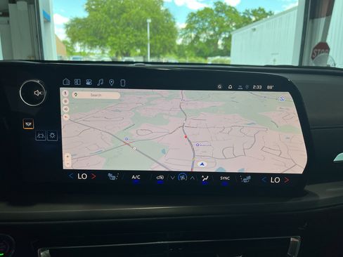 New 2026 Chevrolet Traverse LT w/ Driver Confidence Package FWD image 23