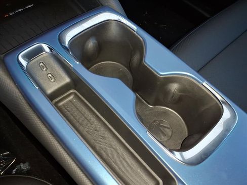 New 2026 Chevrolet Equinox EV LT image 18