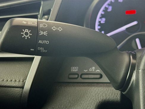 Used 2023 Toyota Camry XLE image 12