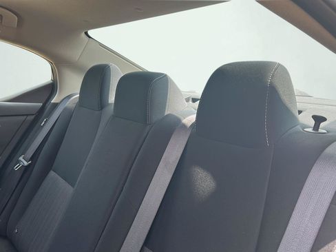 Used 2024 Nissan Sentra SV FWD image 21