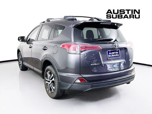 Used 2017 Toyota RAV4 LE FWD image 5