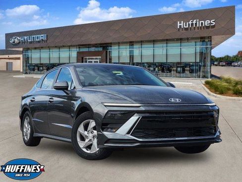 New 2026 Hyundai Sonata SE image 1