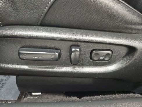 Used 2017 Honda Accord Touring image 17