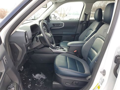 Used 2024 Ford Bronco Sport Outer Banks image 10