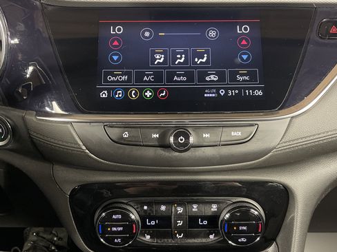 Used 2023 Buick Encore GX Select w/ Sport Touring Package image 23