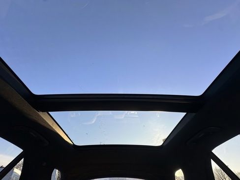 New 2026 Mercedes-Benz GLE 450e 4MATIC image 16