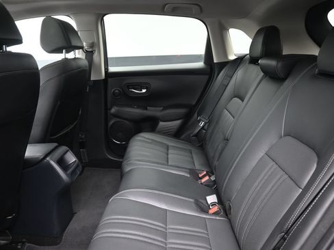 Used 2024 Honda HR-V EX-L image 12