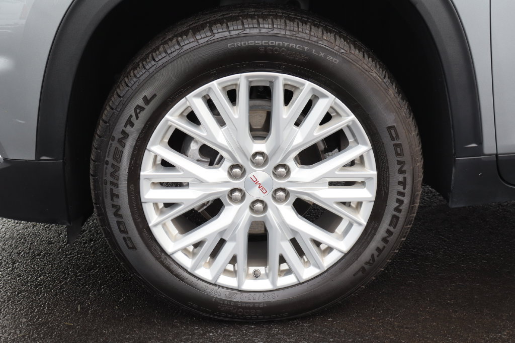 Certified 2026 GMC Acadia Elevation w/ Elevation Premium Package FWD image 35