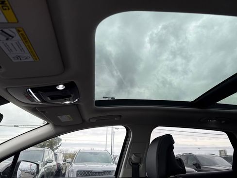 New 2026 Kia Sportage EX w/ EX Panorama Roof Package image 33