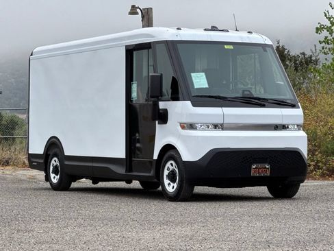 Used 2024 Chevrolet Brightdrop 600 w/ Commercial Equipment Package AWD/4WD image 2