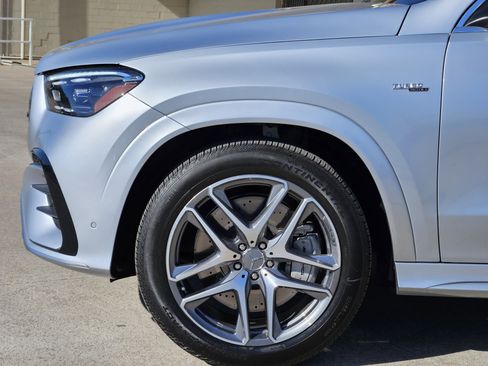 Certified 2025 Mercedes-Benz GLE 53 AMG 4MATIC image 10
