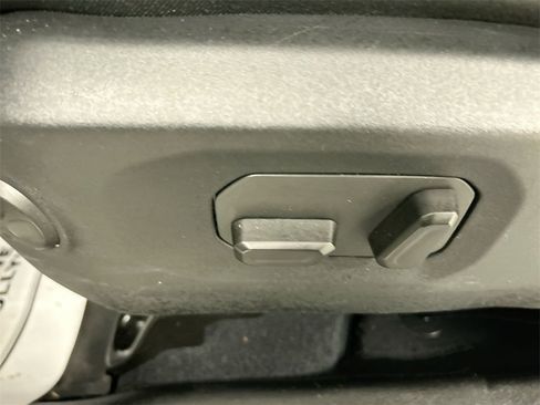 Certified 2024 Jeep Wrangler Sahara w/ Dual Top Group image 10