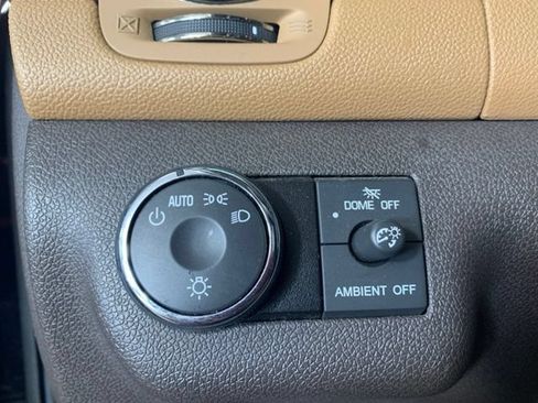 Used 2017 Buick Enclave Leather AWD/4WD image 24