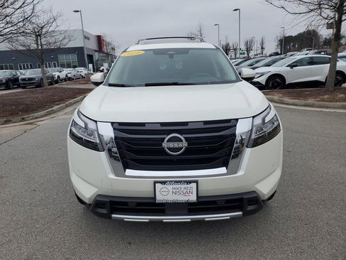 Certified 2024 Nissan Pathfinder Platinum w/ Cargo Package image 9