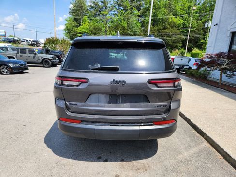 Used 2025 Jeep Grand Cherokee L Limited w/ Luxury Tech Group II AWD/4WD image 4