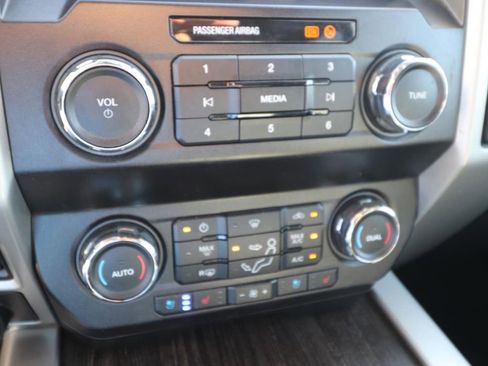 Certified 2020 Ford F350 Lariat w/ Lariat Ultimate Package image 23