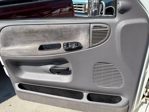 Used 1996 Dodge Ram 3500 Truck 4x4 Club Cab image 19
