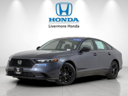 Certified 2025 Honda Accord SE image 2
