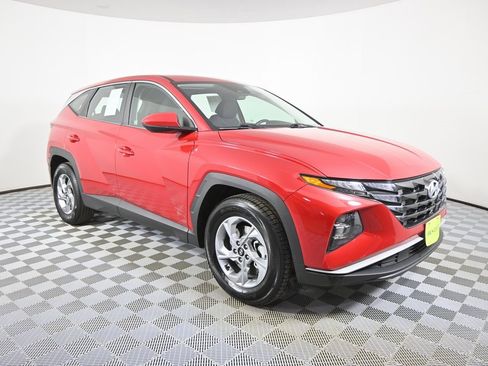 Used 2022 Hyundai Tucson SE image 9