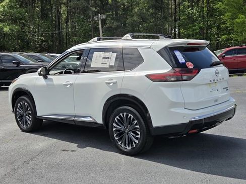 New 2026 Nissan Rogue Platinum AWD/4WD image 3