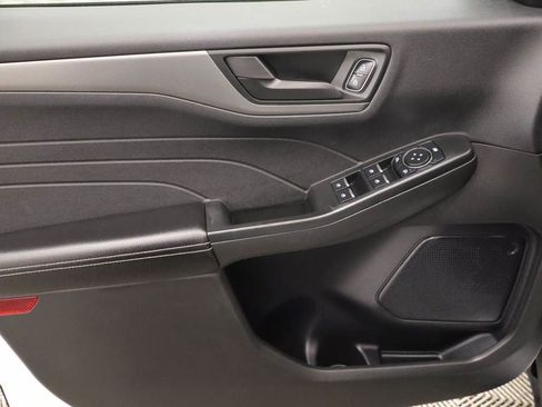 Used 2024 Ford Escape Active FWD image 18