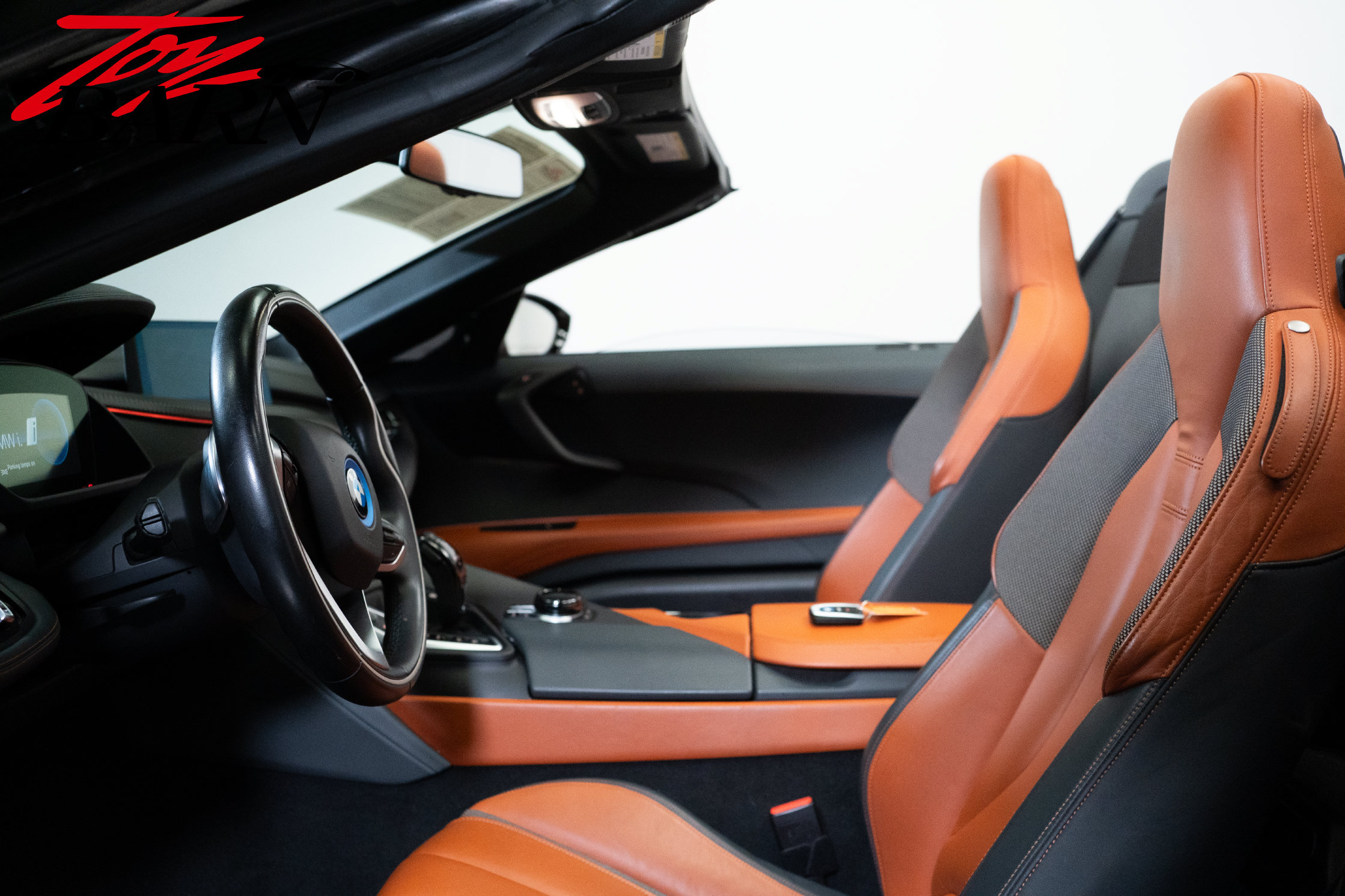 Used 2019 BMW i8 Roadster AWD/4WD image 34
