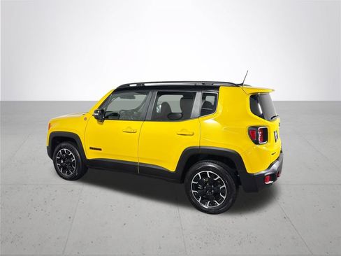 Used 2023 Jeep Renegade Trailhawk AWD/4WD image 8