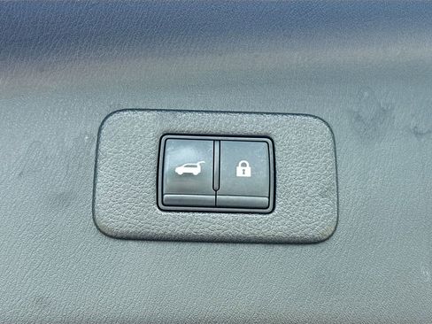 Used 2024 Nissan Armada SL AWD/4WD image 13