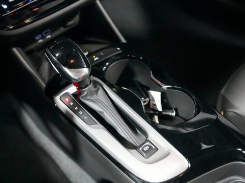 Used 2024 Buick Envista Avenir FWD image 28