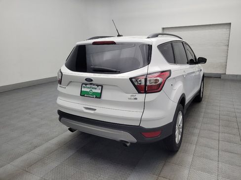 Used 2018 Ford Escape SE image 9