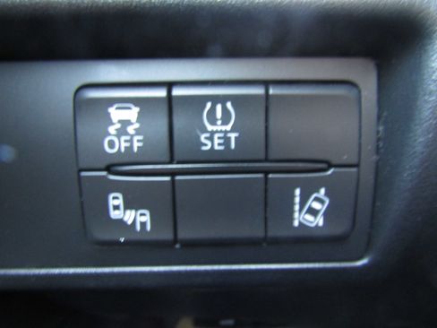 Used 2017 MAZDA MX-5 Miata RF Grand Touring image 15