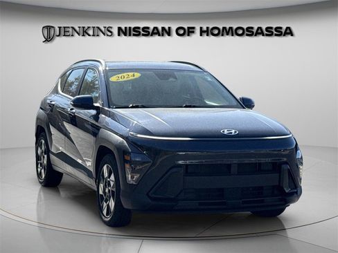 Used 2024 Hyundai Kona SEL image 3