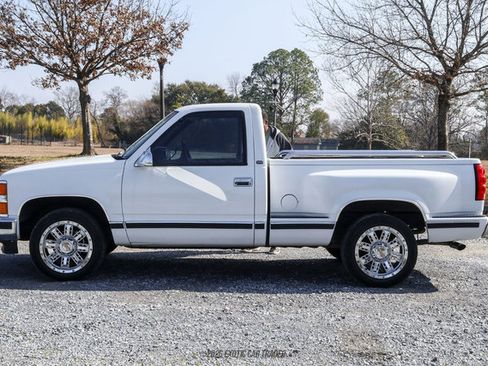 Used 1989 Chevrolet Silverado 1500 2WD Regular Cab image 3