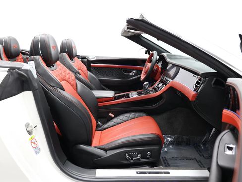Used 2020 Bentley Continental GT V8 AWD/4WD image 86