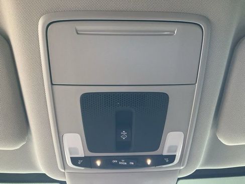 Certified 2025 Honda CR-V EX image 19