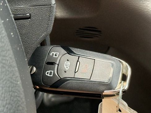 New 2025 Ford Transit 250 148 Medium Roof image 26