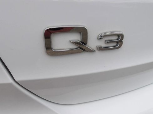 Used 2019 Audi Q3 2.0T Premium image 37
