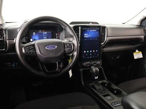 Used 2025 Ford Ranger XLT w/ Equipment Group 301A High AWD/4WD image 2
