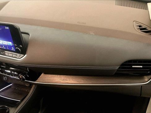 Used 2023 Nissan Rogue Platinum image 15