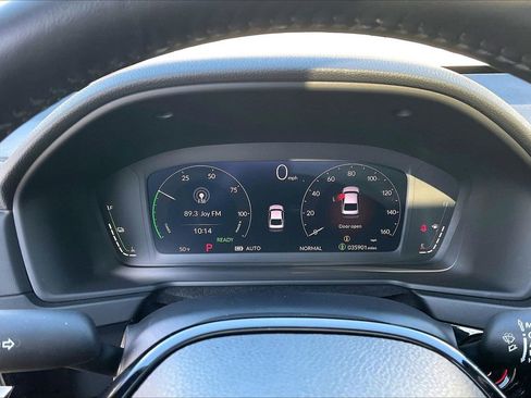 Used 2024 Honda Accord Touring image 11