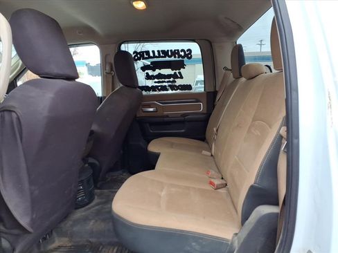 Used 2019 RAM 3500 Big Horn image 12