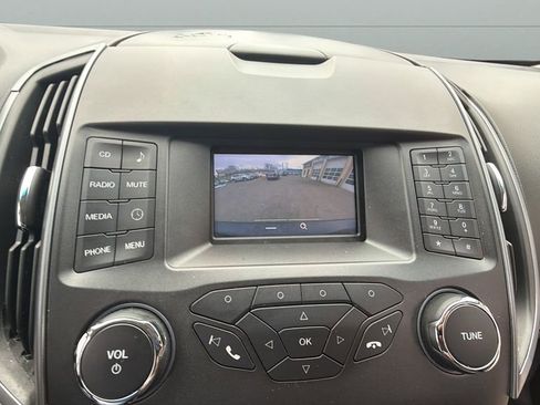 Used 2017 Ford Edge SE AWD/4WD image 21