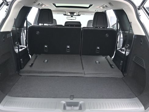 Used 2025 INFINITI QX60 Luxe w/ Cargo Package image 23