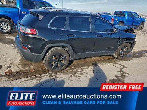 Used 2019 Jeep Cherokee Limited image 5